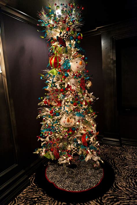 10 Multi Color Christmas Tree Decorating Ideas HomeDecorish