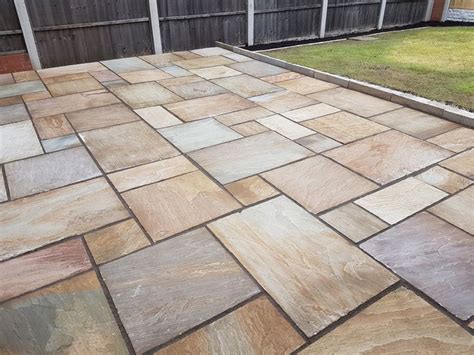 A Warm Colour Indian Sandstone With A Mix Of Sandy Browns And Accents