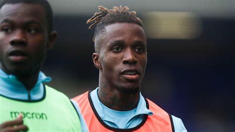 Arsenal Chelsea Boosted With Palace Hopes Fading Despite Offering Zaha Significant Pay Hike