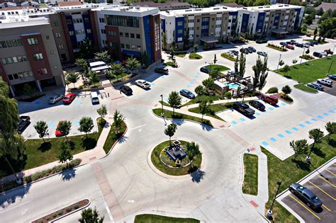 Blue Square Apartments – Entellus