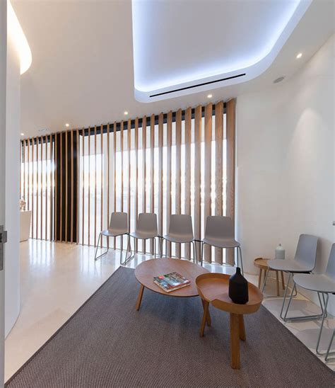 Clínica dental Acevedo YLAB Arquitectos Hospital interior design