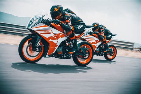 KTM RC 125 2022