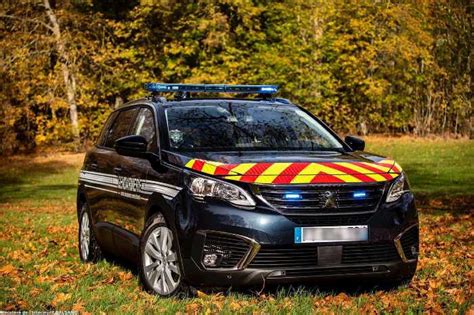 Une Arm E De Peugeot Pour La Police Et La Gendarmerie Nationale