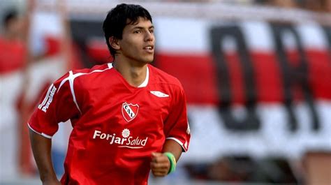 El Día Que El Kun Agüero Debutó Con 15 Años En La Primera De Independiente Y Le Ganó A Maradona Tn