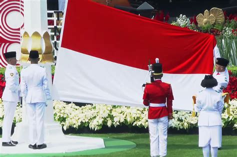 upacara  agustus  istana  syarat   daftarnya lensa warga