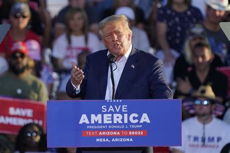 Campaña Trump 2024 prepara posible anuncio tras comicios AP News