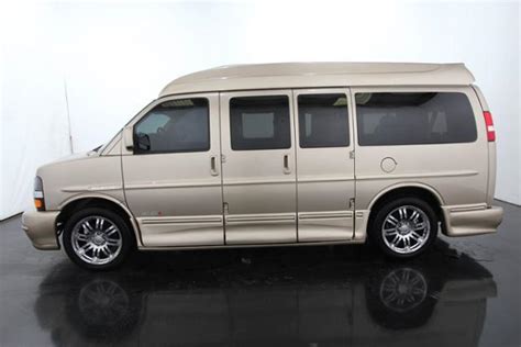 2013 Chevrolet Express Cargo - Information and photos - MOMENTcar