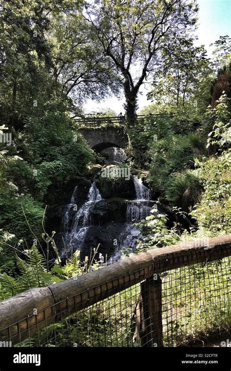 Rouken Glen Waterfall Stock Photo Alamy