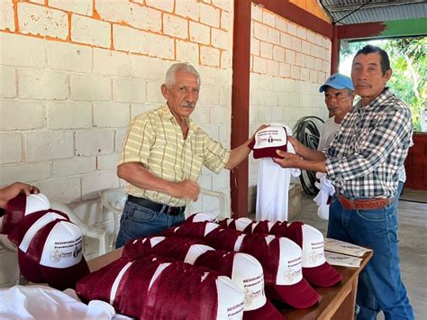 El Heraldo De Tuxpan Entre Uniformes A Polic As Auxiliares