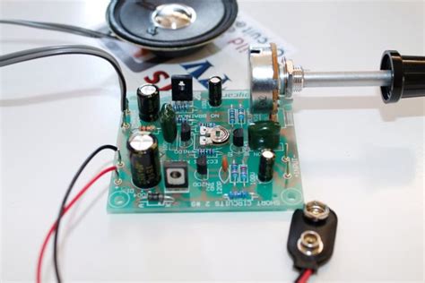 Basic Electronics BuildCircuit