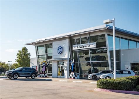 Exciting Careers in Auto | Lewisville Volkswagen