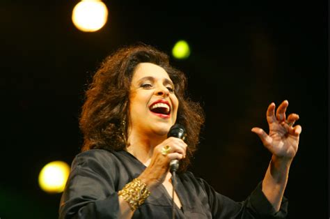 Morre aos 77 anos Gal Costa ícone da música popular brasileira Nexo