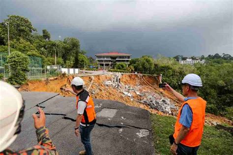 Tujuh Paip Bawah Tanah Bocor Di Kawasan Runtuhan Akademi Sprm Jkr