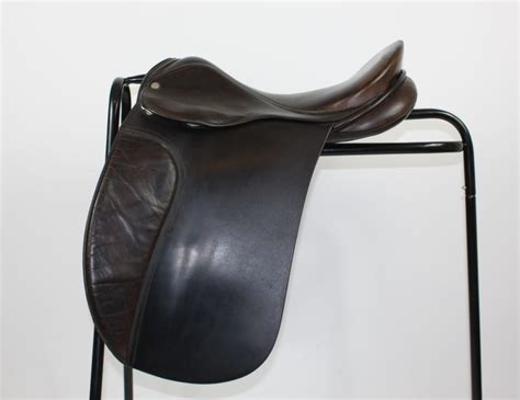 Jeffries Falcon Dressage Saddle 17 Narrow Medium Fit Kickon Equestrian