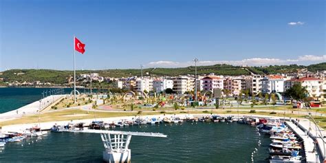 aliaga nerededir aliagaya nasil gidilir aliaga tatili oencesi