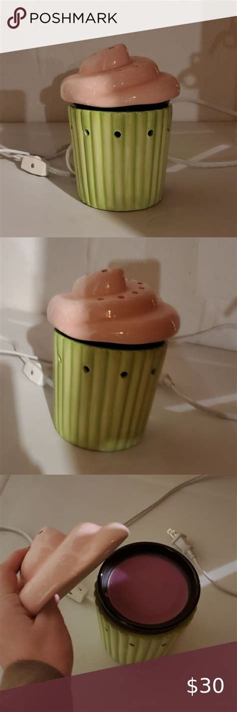 Scentsy Cupcake Warmer Light Pink Tops Green Bottom Vanilla Cupcakes Scentsy Check Picks