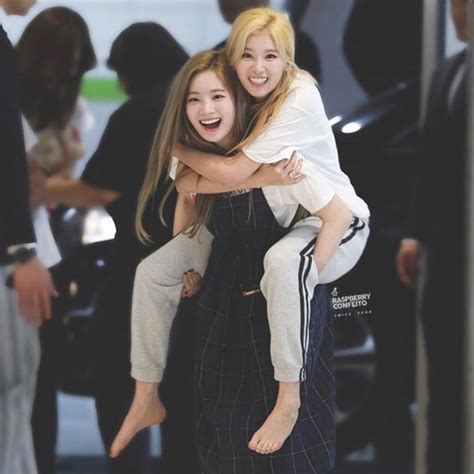 Pin On Saida Sana X Dahyun