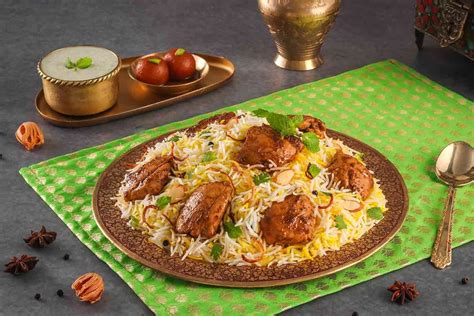 Order Lazeez Bhuna Murgh Chicken Biryani Boneless Serves 2 Online From