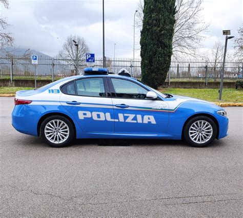 Le Nuove Volanti Polizia Di Stato