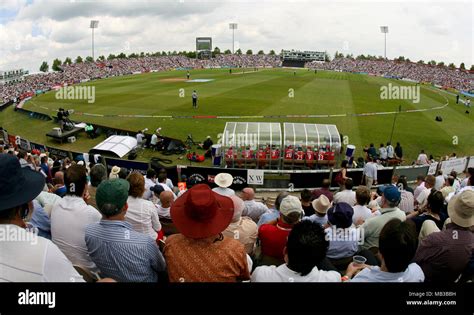 The Rose Bowl Hampshire Hi Res Stock Photography And Images Alamy