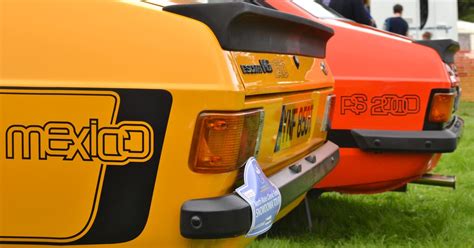 A Nice Pair Taken At The 2012 Tredegar Park Vintage Car Ra Flickr