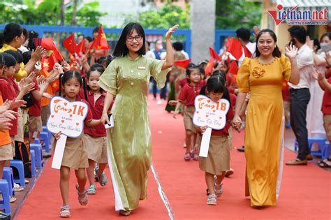 Over 23 Million Students Start New School Year DTiNews Dan Tri