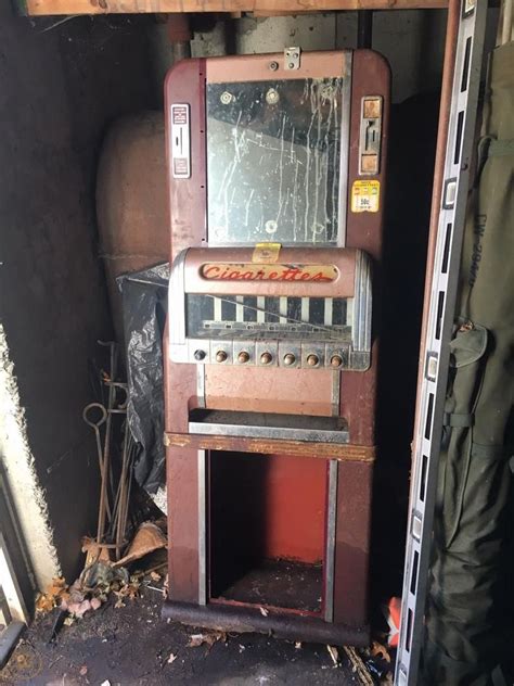 Nice Vintage National Cigarette Vending Machine Needs Restoration