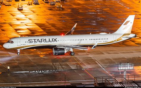 B Starlux Airlines Airbus A Nx Photo By Momo Jet Id