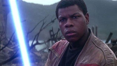 Star Wars: Finn Uses Lightsaber In Unused Rise Of Skywalker Concept Art