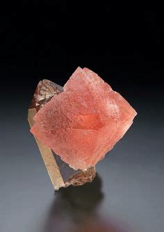 Id Es De Fluorite Mont Blanc Min Raux Pierre Pr Cieuse Mont Blanc