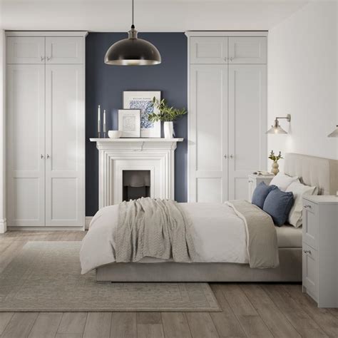 Bridgemere Dove Grey Bedroom Fitted Bedrooms Howdens