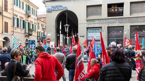 Sindacati In Piazza Contro Le Morti Bianche E Per Ricordare I Tre