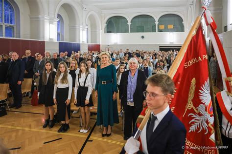 Pierwsza Dama RP z wizytą w Szkole Polskiej w Wiedniu Ośrodek Rozwoju