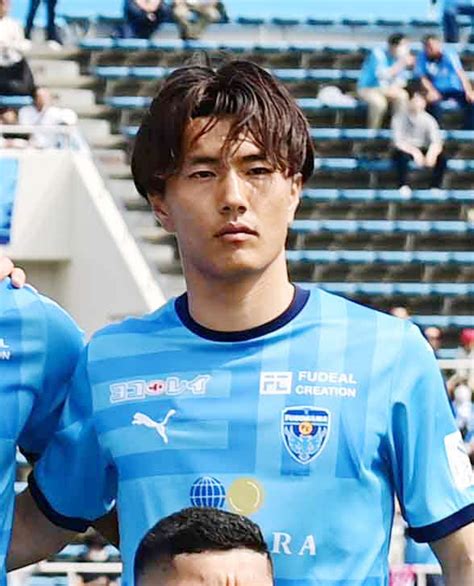 【横浜fc】小川航基、オランダnecへ期限付き移籍「日の丸のユニフォームを着てゴール」誓う J1写真ニュース 日刊スポーツ