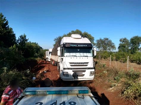 Detienen Tres Camiones Con Más De 100 Toneladas De Soja