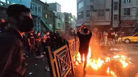 Iran Sentences Anti Government Protester To Death Report India Today