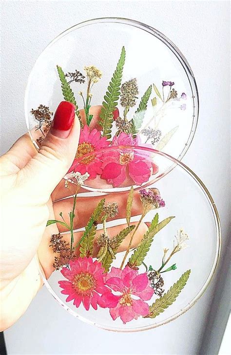 36 Stunning Epoxy Resin Projects Diy That Look Expensive Diy Resin Coasters Resin Diy