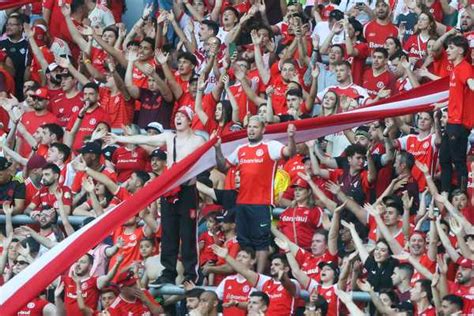 Em Minutos Torcida Do Inter Esgota Ingressos Para O Gre Nal