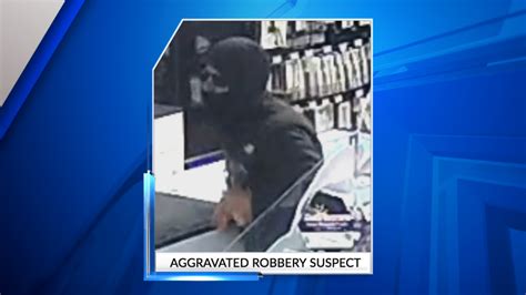 Colorado Crime Denver Police Looking For Aggravated Robbery Suspect Fox31 Denver