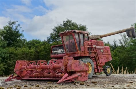 Britains Massey Ferguson Mf Combine Harvester Flickr