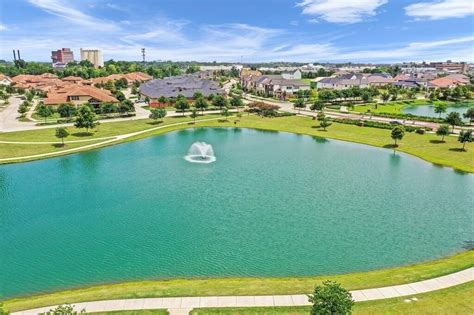 Townhouse Sugar Land In Sugar Land Texas United States For Sale