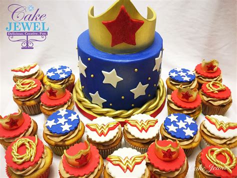 Wonder Woman Cake And Cupcakes All Fondant Elements 6th Birthday