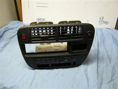 Purchase 96 98 HONDA CIVIC CD AC HEATER CLIMATE CONTROL RADIO BEZEL