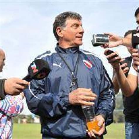 Miguel Brindisi, sin dudas: "No me pienso ir, estamos en el rumbo correcto"