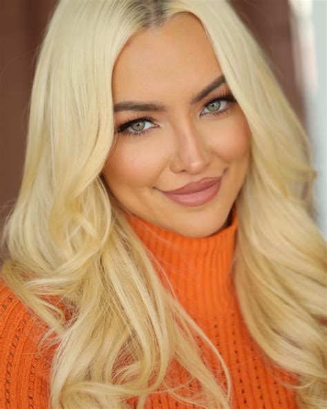 TW Pornstars 2 Pic Lindsey Pelas Twitter Serious And Silly For