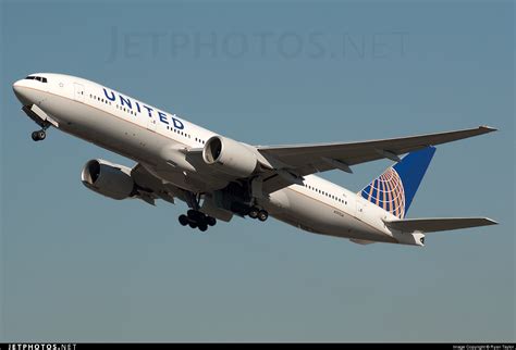 N797ua Boeing 777 222 Er United Airlines Ryan Taylor Jetphotos