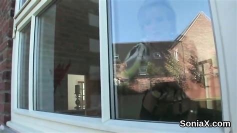 Adulterous British Mature Gill Ellis Reveals Her Big Breasts