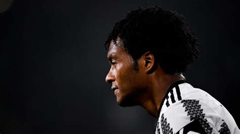 Cuadrado Lascia La Juve Ma Resta In Serie A Arriva La Proposta