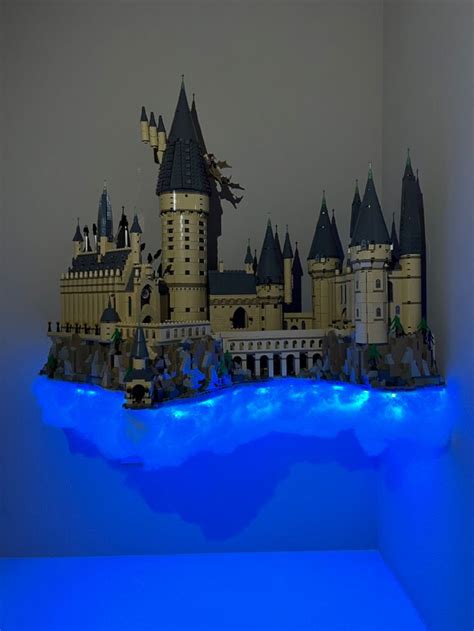 Lego Hogwarts | Lego hogwarts, Lego disney castle, Lego display