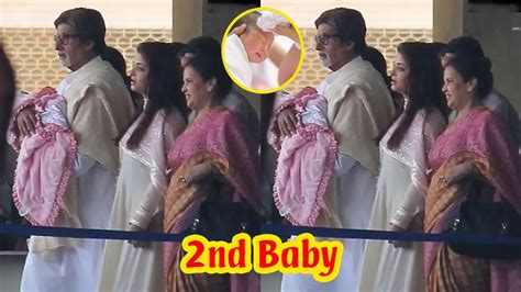 Aishwarya Rai Flaunting Her Nd Pregnancy Baby Bump Good News For